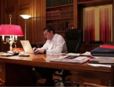 Το Twitter «γλεντάει» το βίντεο της κυβέρνησης για την «κανονικοποίηση» της χώρας!